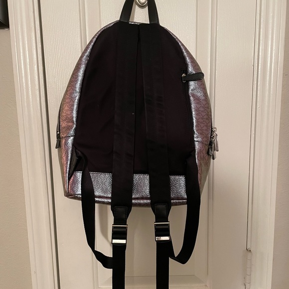 Michael Kors Wythe Backpack Metallic Hologram - Picture 3 of 4